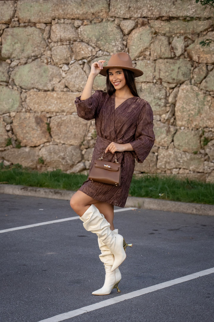 VESTIDO CASTANHO TEXTURADO PONTO CHIC