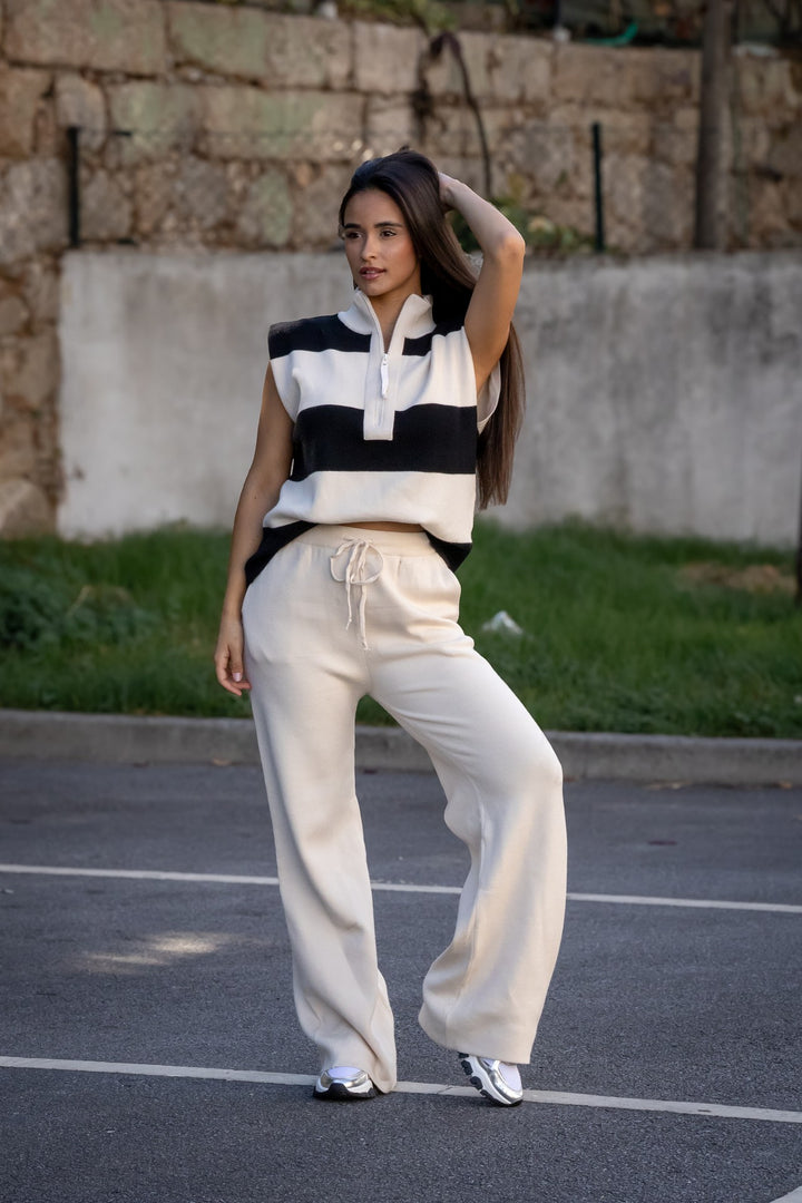 CONJUNTO BEGE E PRETO DE MALHA A RISCAS PONTO CHIC
