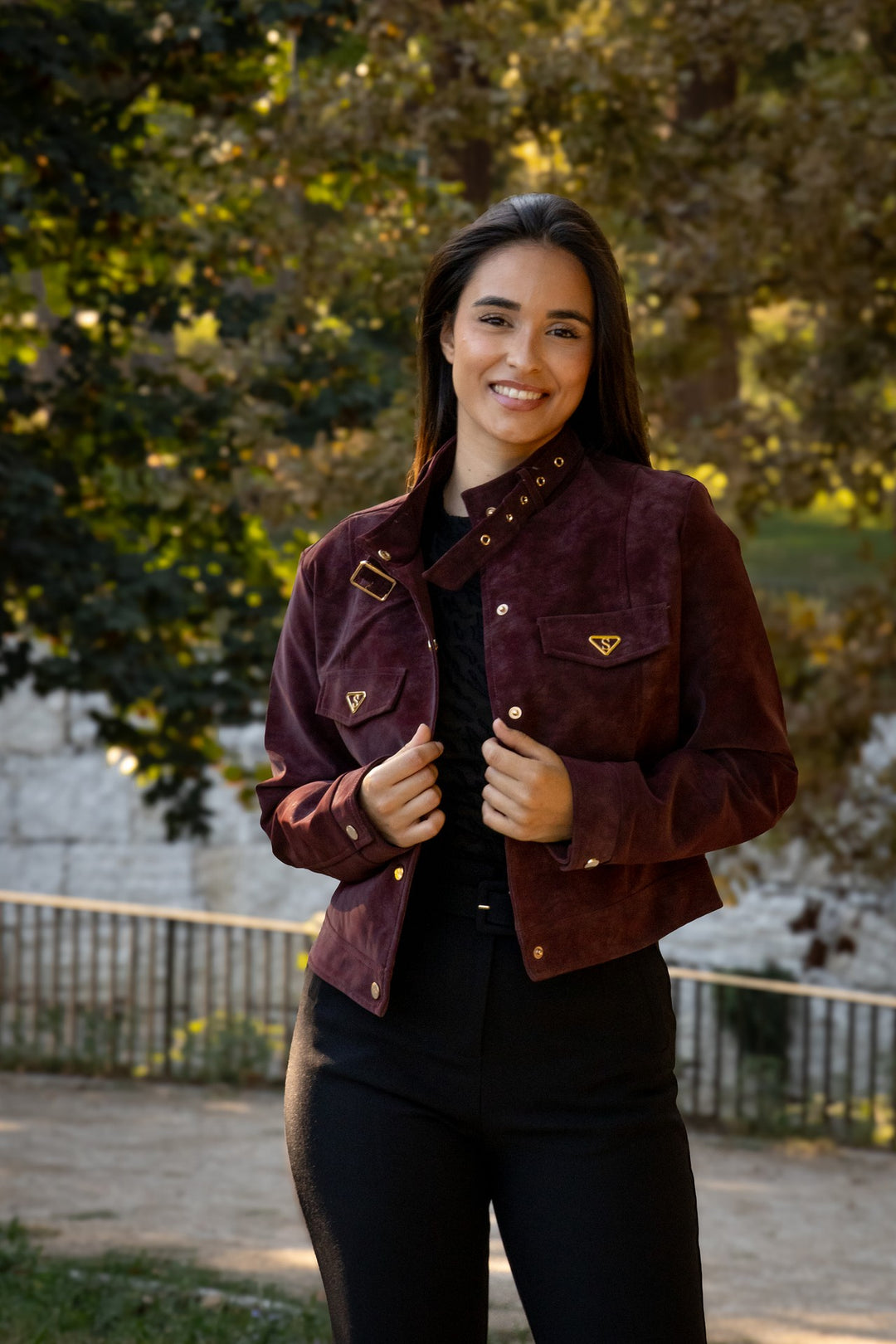 CASACO BORDEAUX COM BOLSOS PONTO CHIC