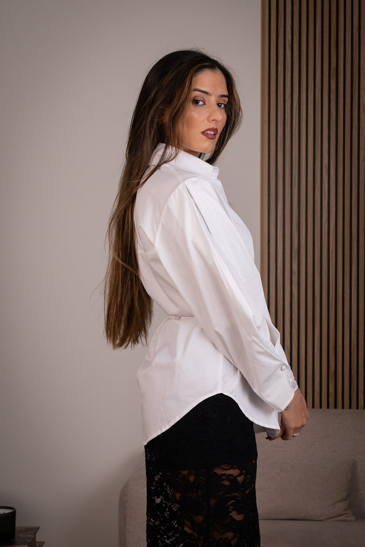 CAMISA BRANCA COM CORDÕES SAHOCO