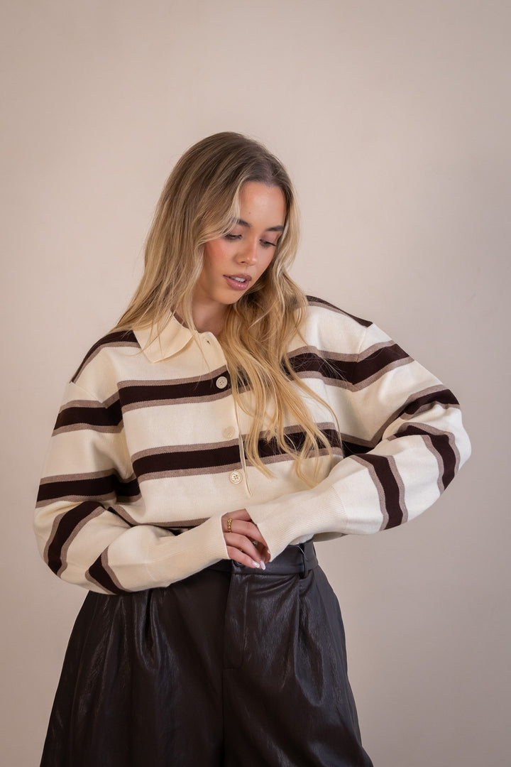 CAMISOLA ÀS RISCAS CASTANHA E BEGE PONTO CHIC
