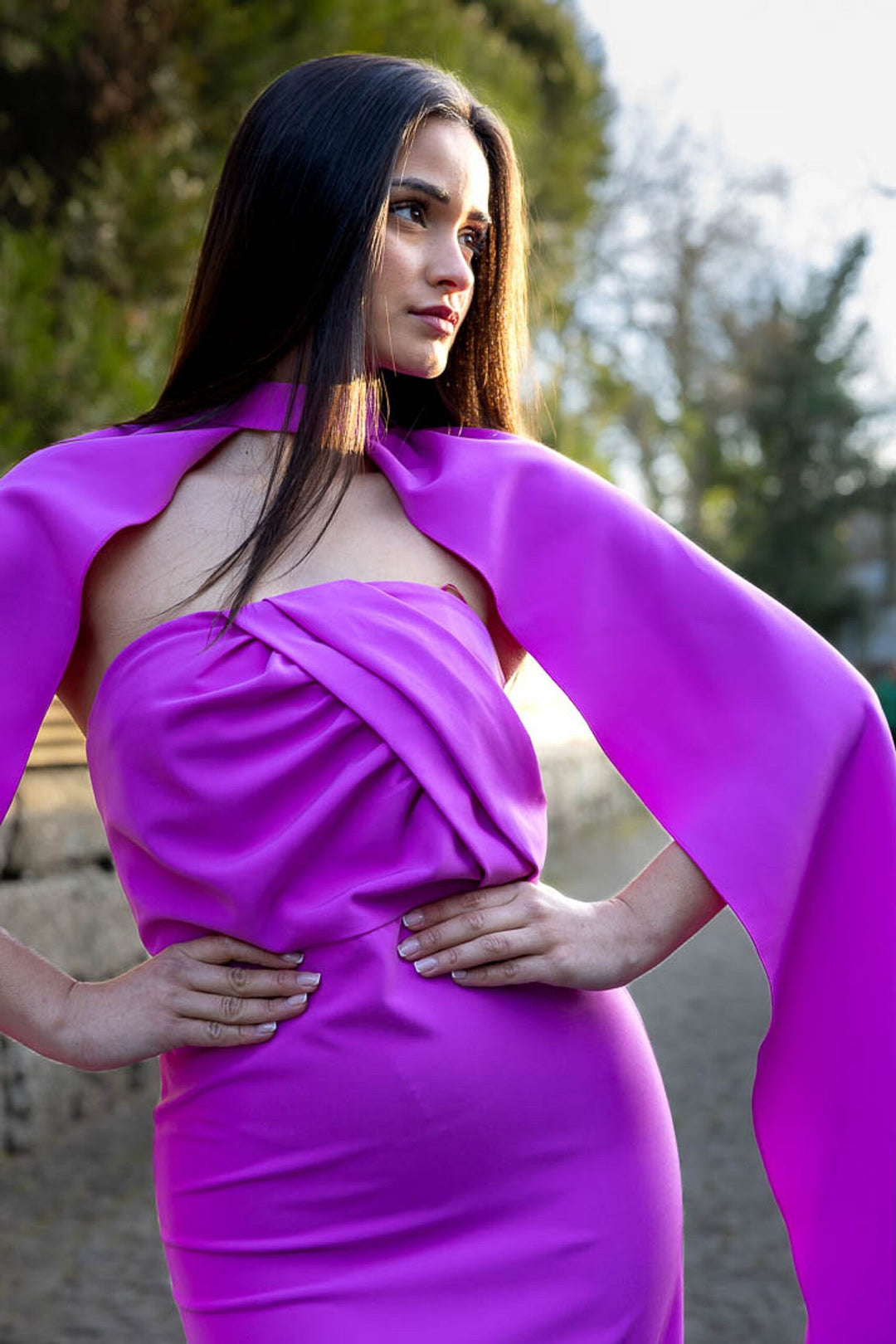 VESTIDO MIDI ROSA COM CAPA PONTO CHIC