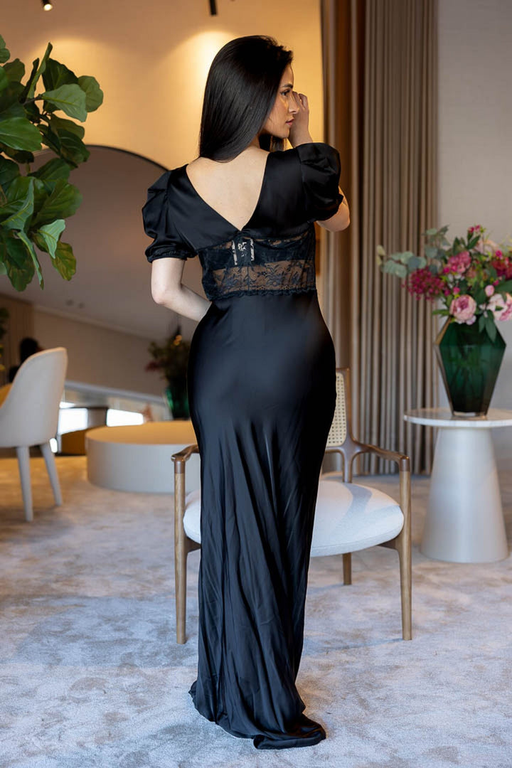 VESTIDO PRETO ACETINADO COM RENDA ANIYE BY
