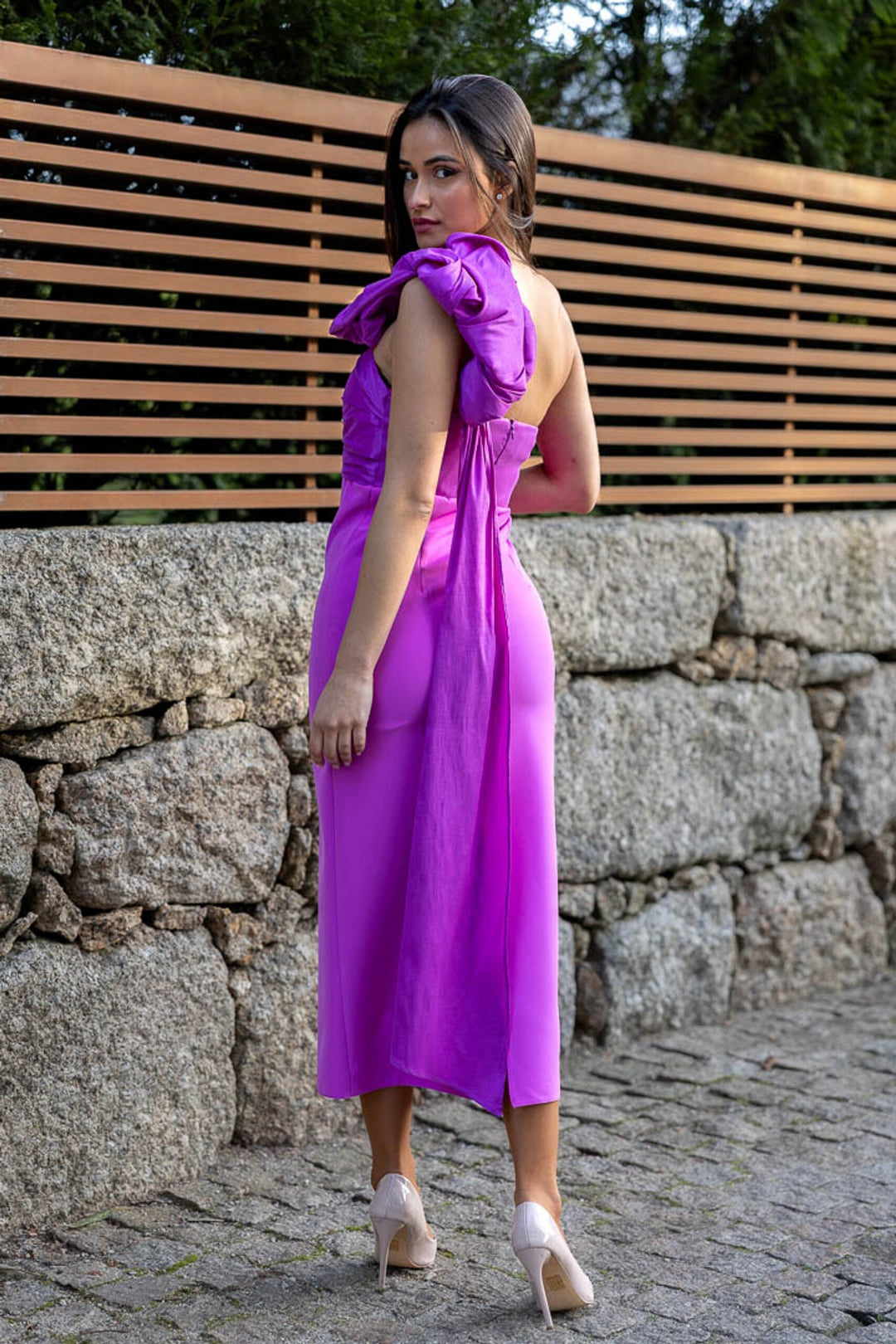 VESTIDO MIDI ORQUÍDEA ASSIMÉTRICO PONTO CHIC