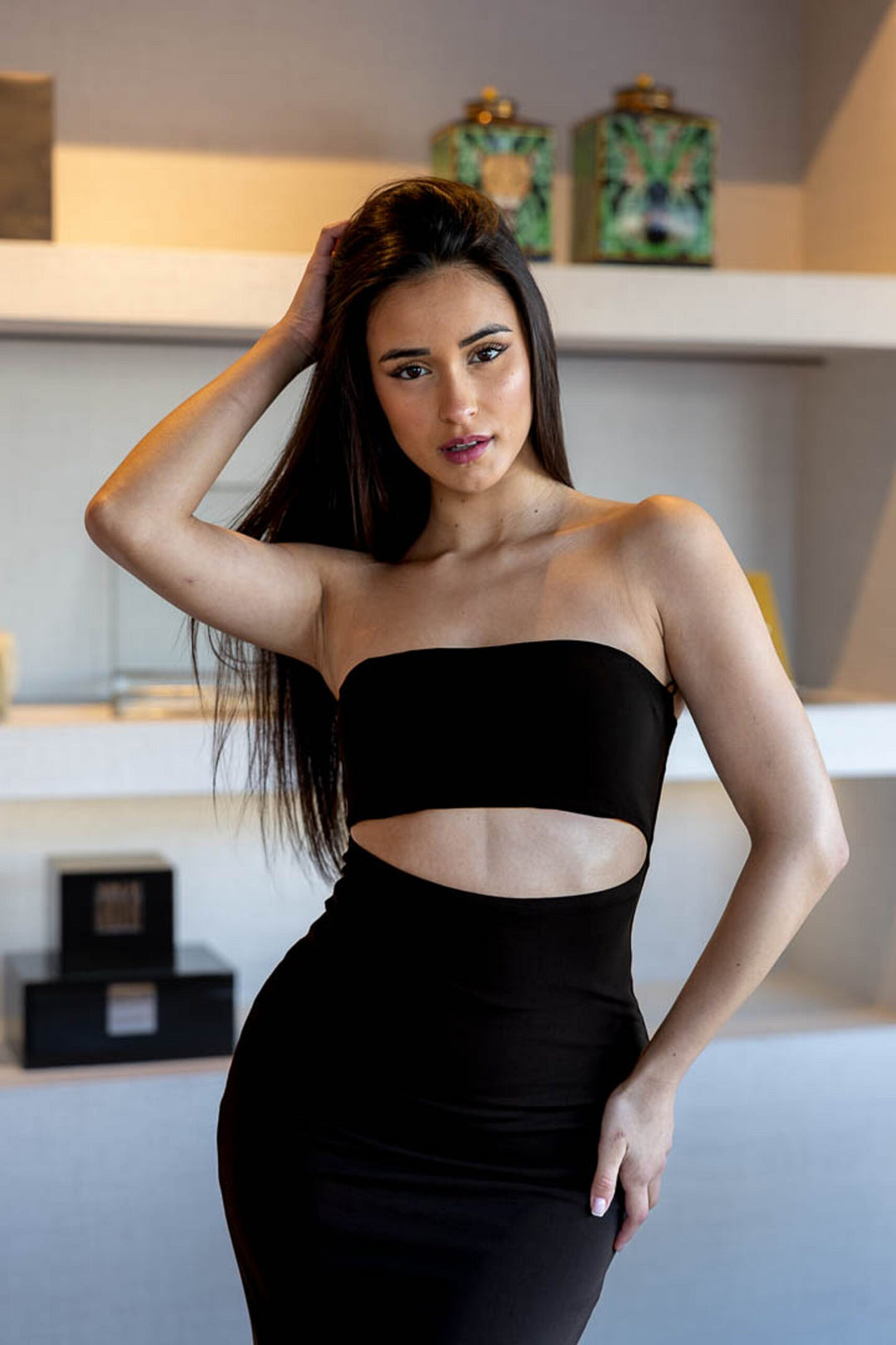 VESTIDO LONGO PRETO COM ABERTURA  ANIYE BY