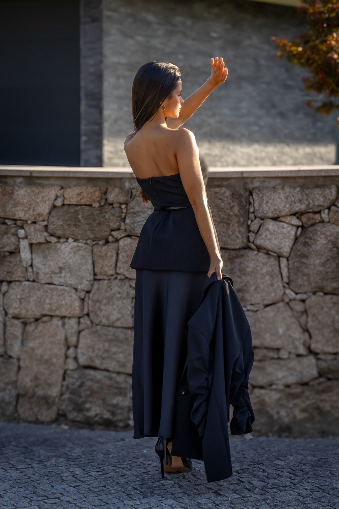 VESTIDO PRETO CAI-CAI COM SOBREPOSIÇÃO IMPERIAL