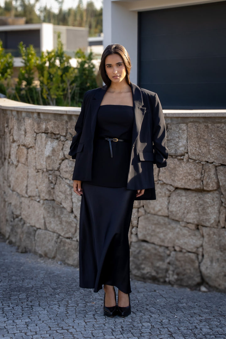 VESTIDO PRETO CAI-CAI COM SOBREPOSIÇÃO IMPERIAL