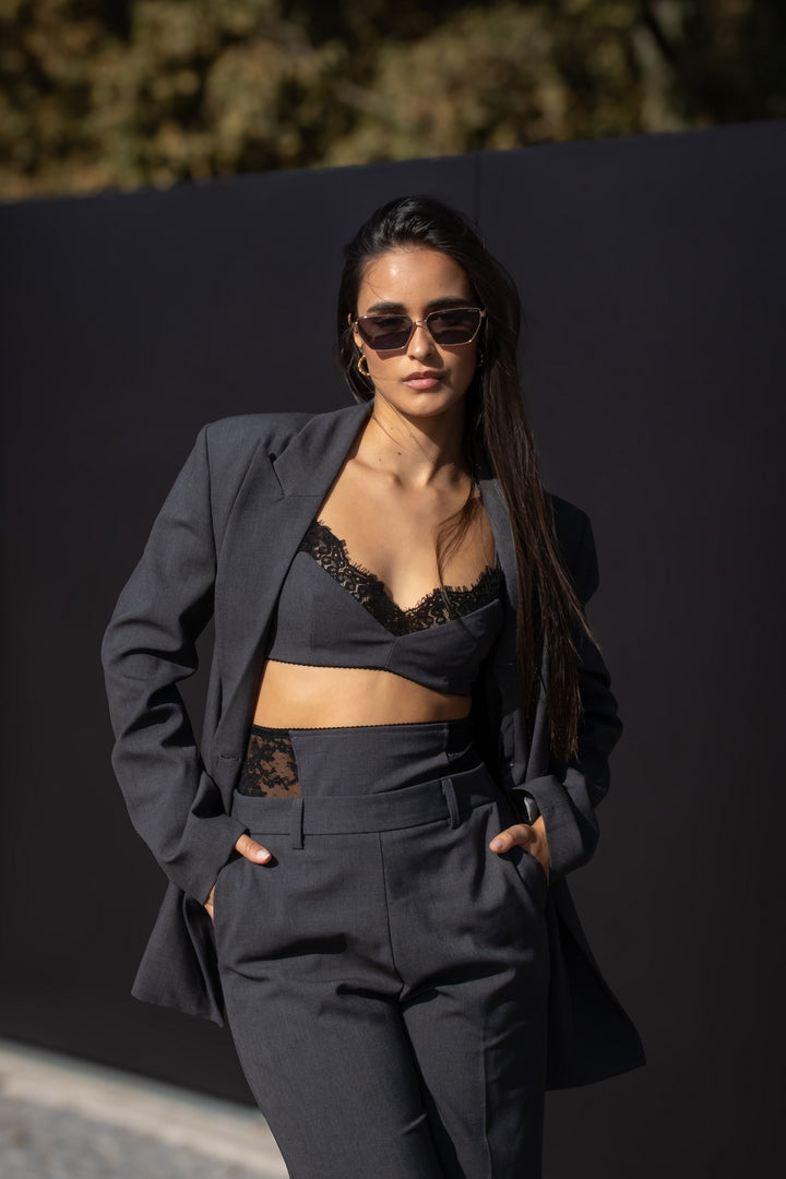 TOP CURTO CINZA COM RENDA IMPERIAL
