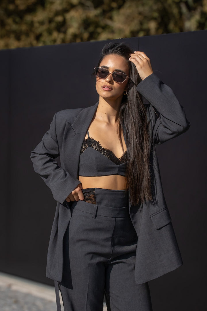 TOP CURTO CINZA COM RENDA IMPERIAL