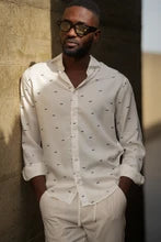 CAMISA BRANCA COM ESTAMPADO DONATO