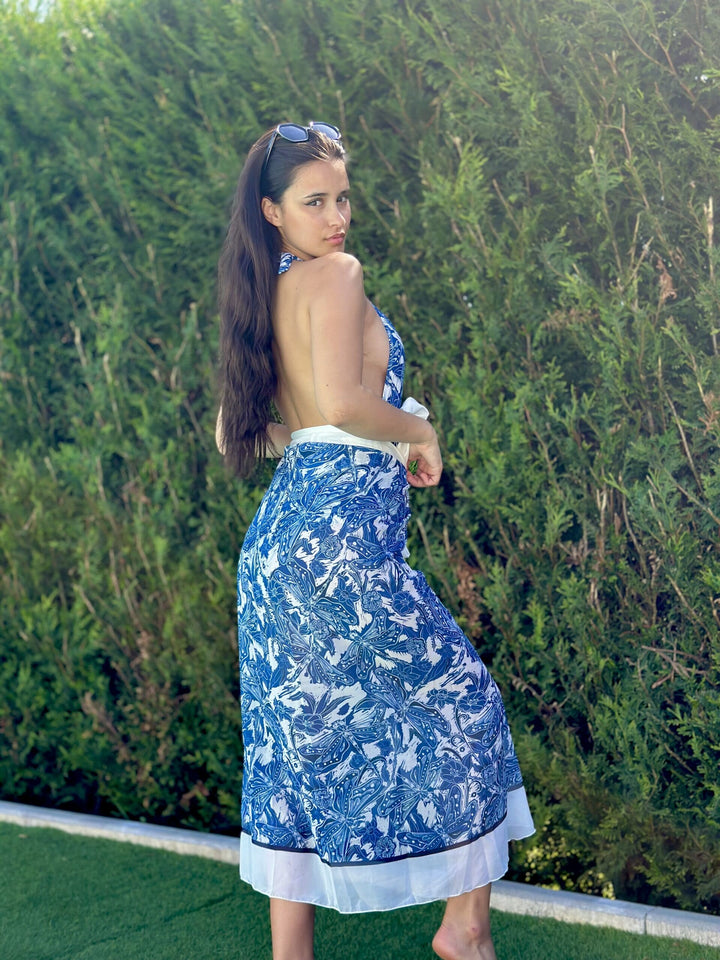 FATO DE BANHO AZUL E BRANCO COM PADRÃO E FOLHO PONTO CHIC
