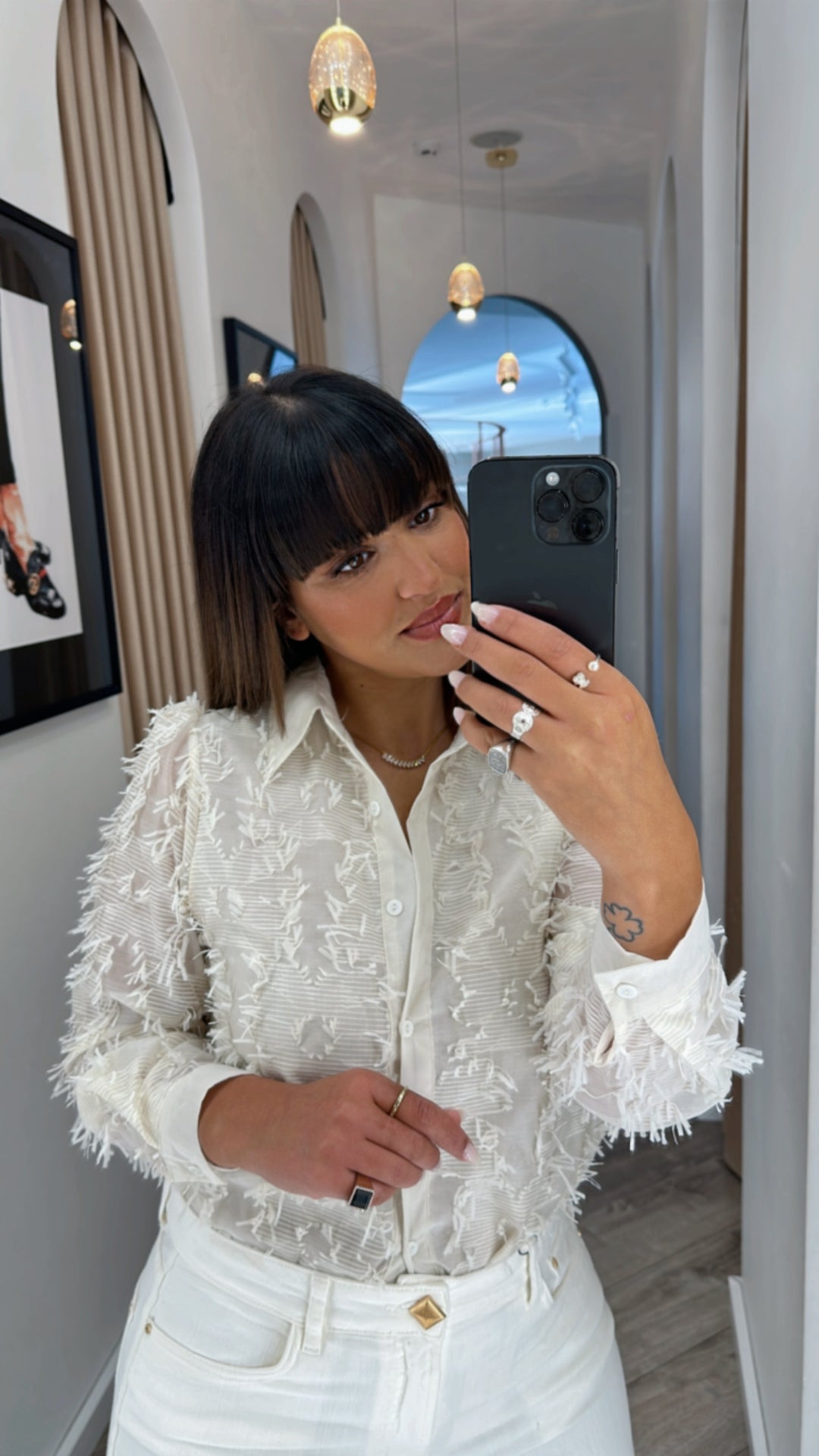 CAMISA BEGE PLUMETIS PONTO CHIC