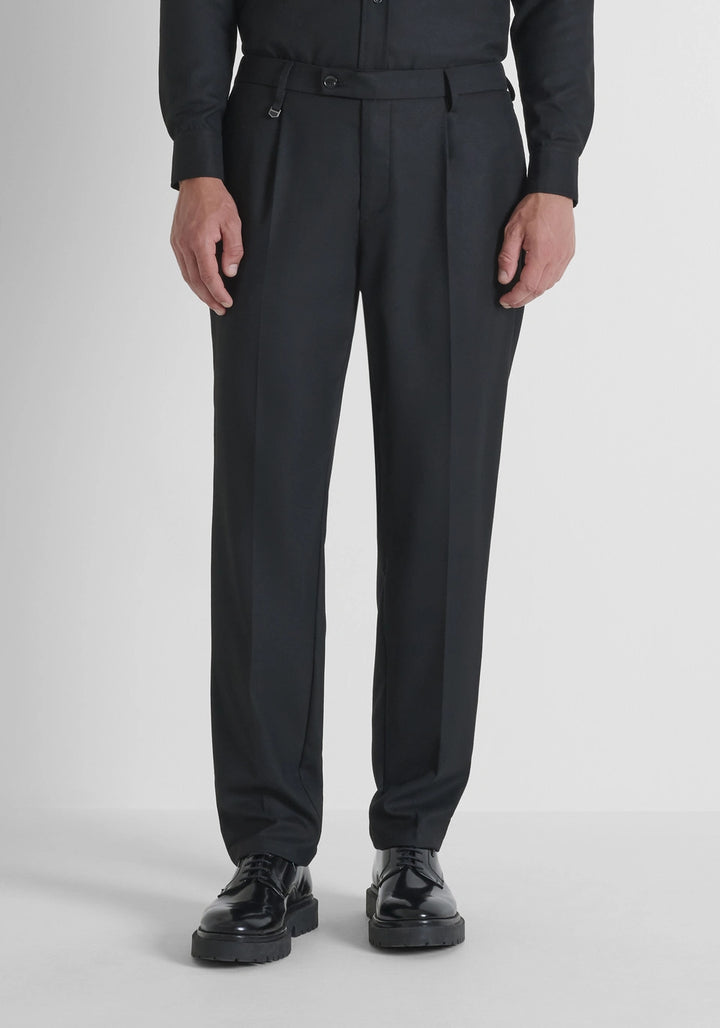 CALÇA PRETA REGULAR FIT ANTONY MORATO