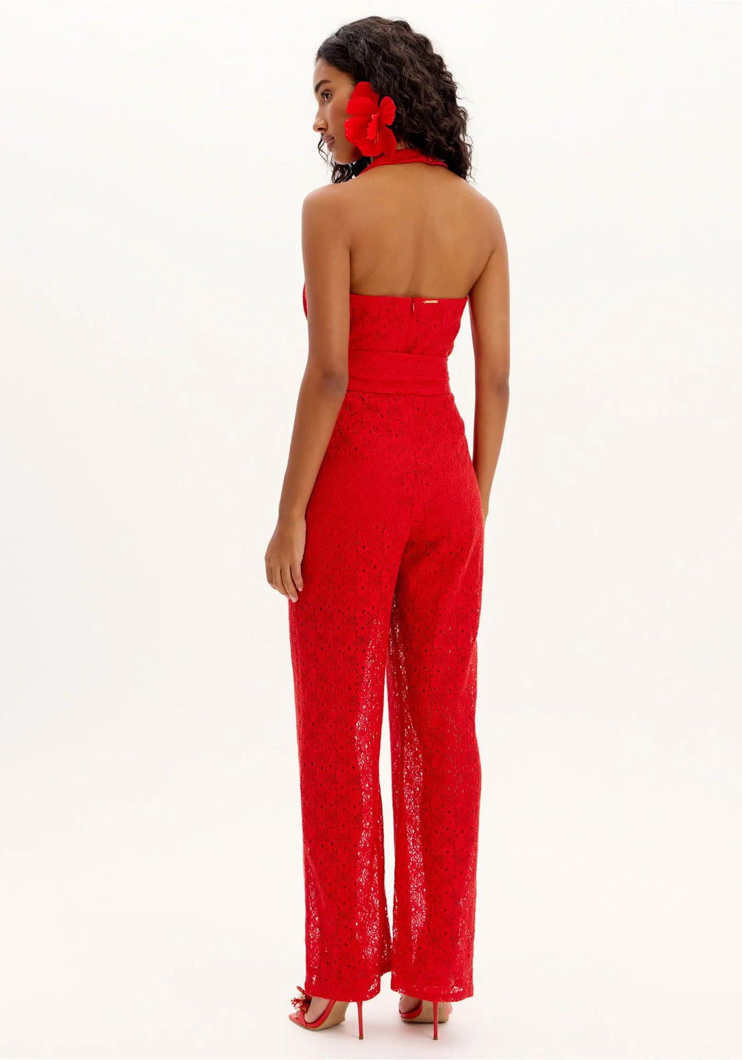 MACACÃO VERMELHO DECOTE PROFUNDO LANÇA PERFUME