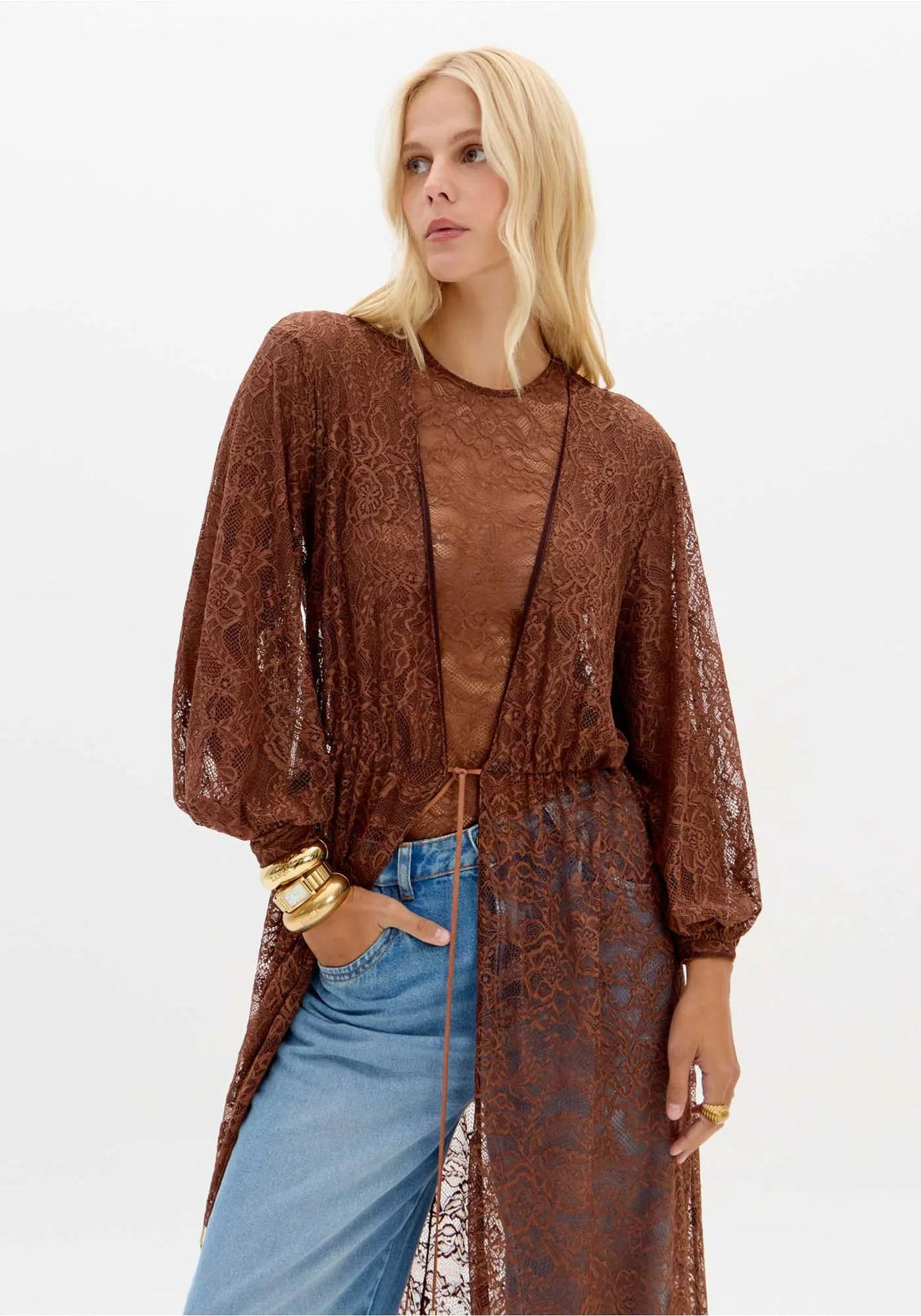 KAFTAN CASTANHO EM RENDA LANÇA PERFUME