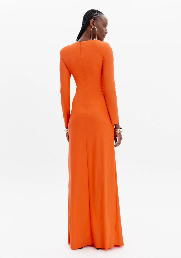 VESTIDO COMPRIDO LARANJA COM DRAPEADO LANÇA PERFUME