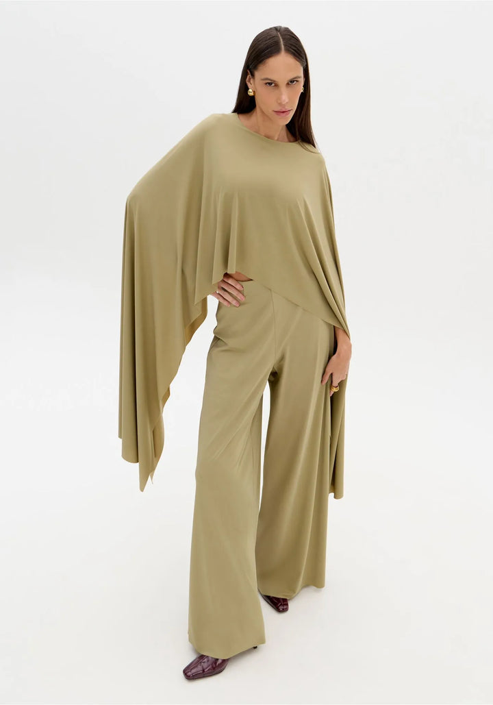 BLUSA ASSIMÉTRICA VERDE OLIVA LANÇA PERFUME