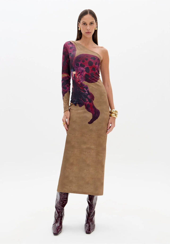 VESTIDO COMPRIDO ESTAMPADO COM DECOTE ASSIMÉTRICO LANÇA PERFUME