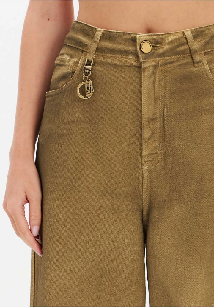 CALÇA DE GANGA VERDE OLIVA BEGE COM LAVAGEM WIDE LEG LANÇA PERFUME