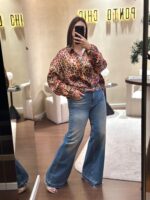 CALÇA DE GANGA COM CINTO ANIMAL PRINT GAELLE PARIS - Image 2