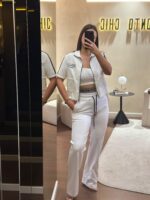 CASACO SPORT BRANCO COM RISCA PRETA GAELLE PARIS - Image 2