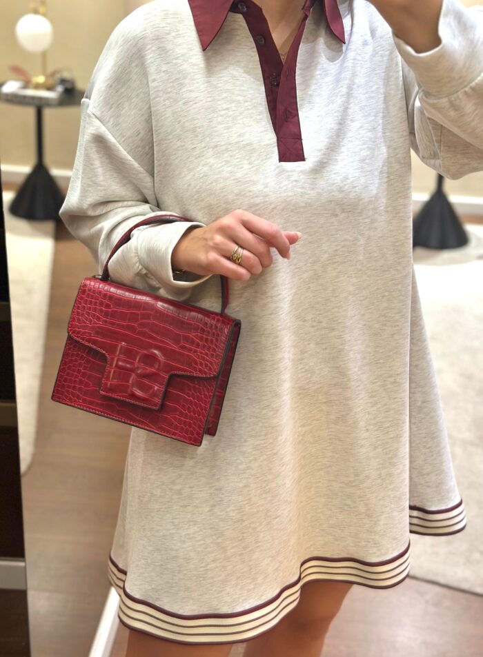 VESTIDO CURTO COM GOLA IMPERIAL - Image 4