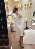 VESTIDO CARDIGAN EM MALHA OFF-WHITE COM BOTÕES MISS YOU - Image 3