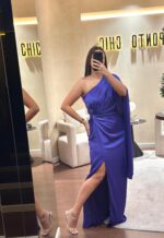 VESTIDO COMPRIDO ROXO MANGA UNILATERAL PONTO CHIC - Image 3