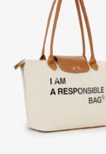 BOLSA BEGE COM MENSAGEM E DETALHES EM PELE CAMEL PONTO CHIC - Image 5