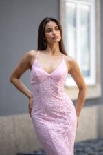 VESTIDO COMPRIDO ROSA RENDADO PONTO CHIC - Image 2