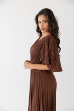VESTIDO COMPRIDO CASTANHO PLISSADO FRACOMINA - Image 5