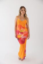 VESTIDO COMPRIDO EM MLAHA COM ESTAMPADO PONTO CHIC