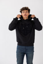SWEATSHIRT PRETA COM ESTAMPADO LEÃO ANTONY MORATO