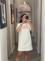 VESTIDO BRANCO COM ESTAMPADO ROSA LANÇA PERFUME