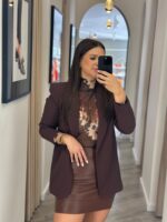 BLAZER CASTANHO LANÇA PERFUME