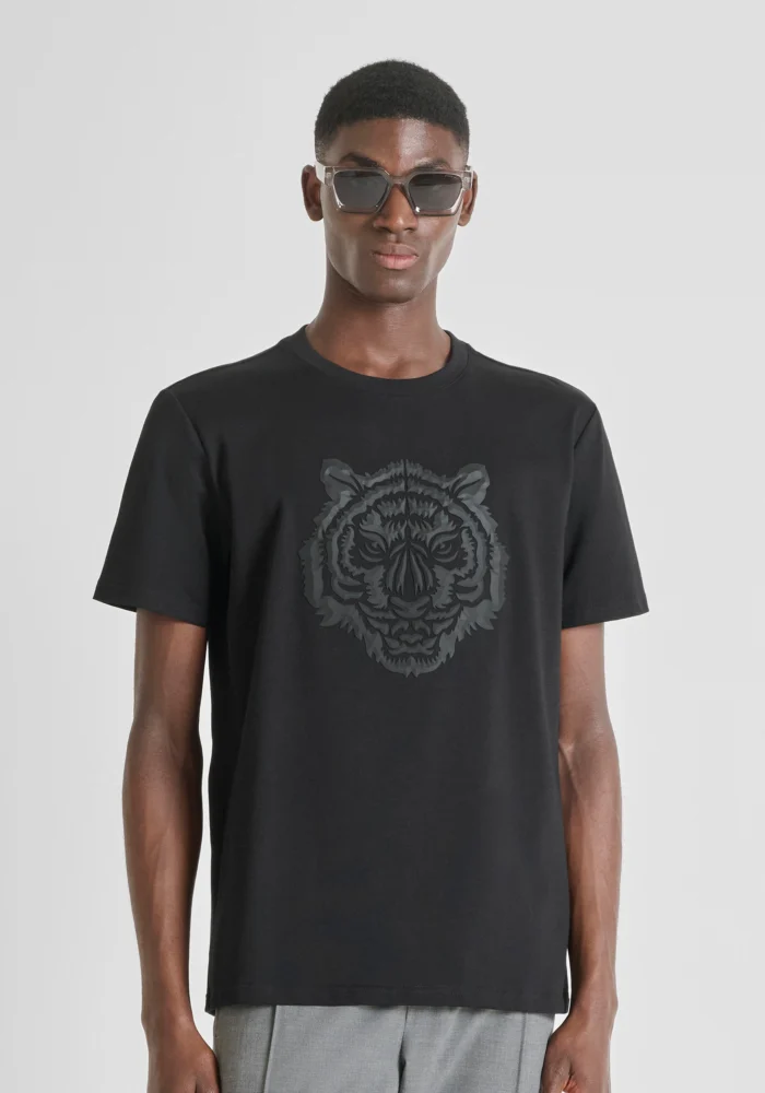 T-SHIRT PRETO COM ESTAMPADO TIGRE ANTONY MORATO - Imagen 1