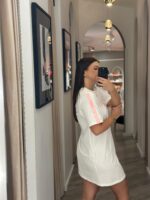 VESTIDO BRANCO COM ESTAMPADO ROSA LANÇA PERFUME - Imagen 3