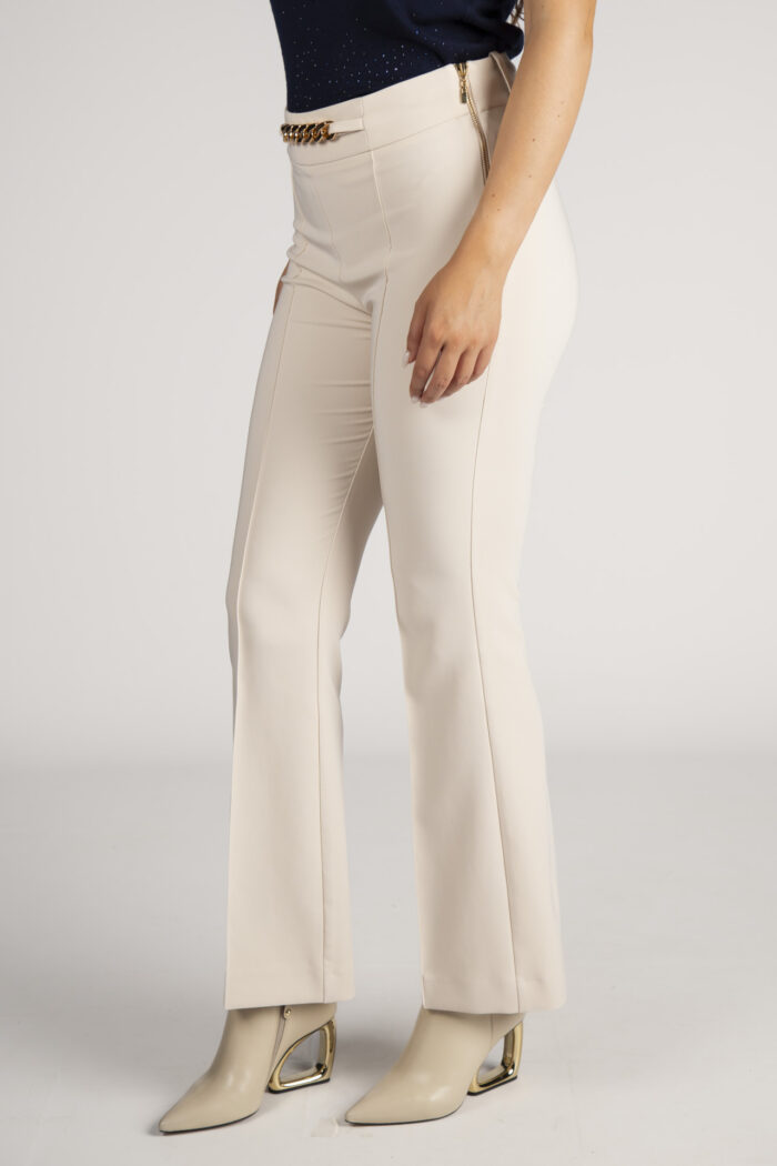 CALÇA BEGE COM CORRENTE SILVINA CAMPOS - Image 2
