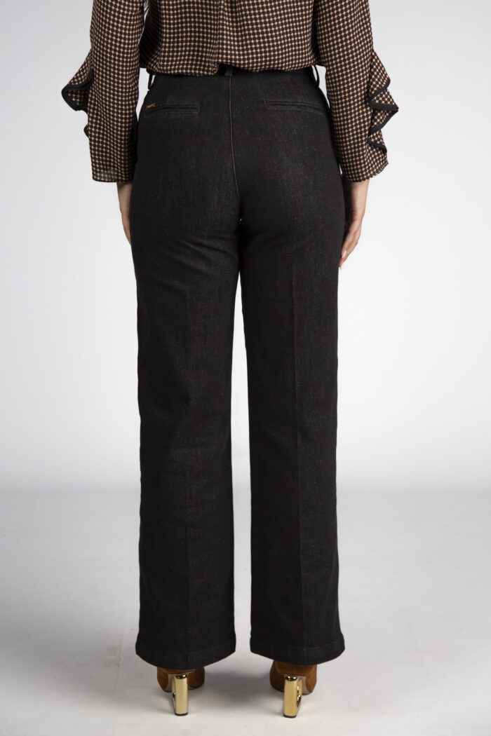 CALÇA PANTALONA PRETA COM PURPINAS SILVINA CAMPOS - Imagen 4