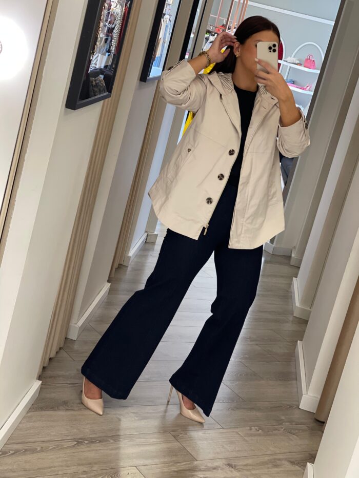PARKA BEGE COM CAPUZ SILVINA CAMPOS - Image 1