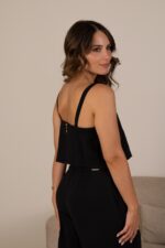 TOP PRETO COM APLICAÇÃO DE BRILHOS LANÇA PERFUME - Image 4