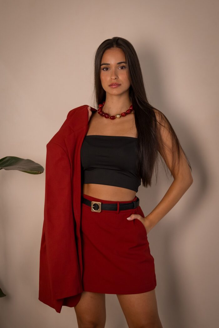SAIA CALÇÃO VERMELHA LANÇA PERFUME - Image 1