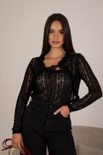 TOP RENDA PRETO COM CARDIGAN PONTO CHIC