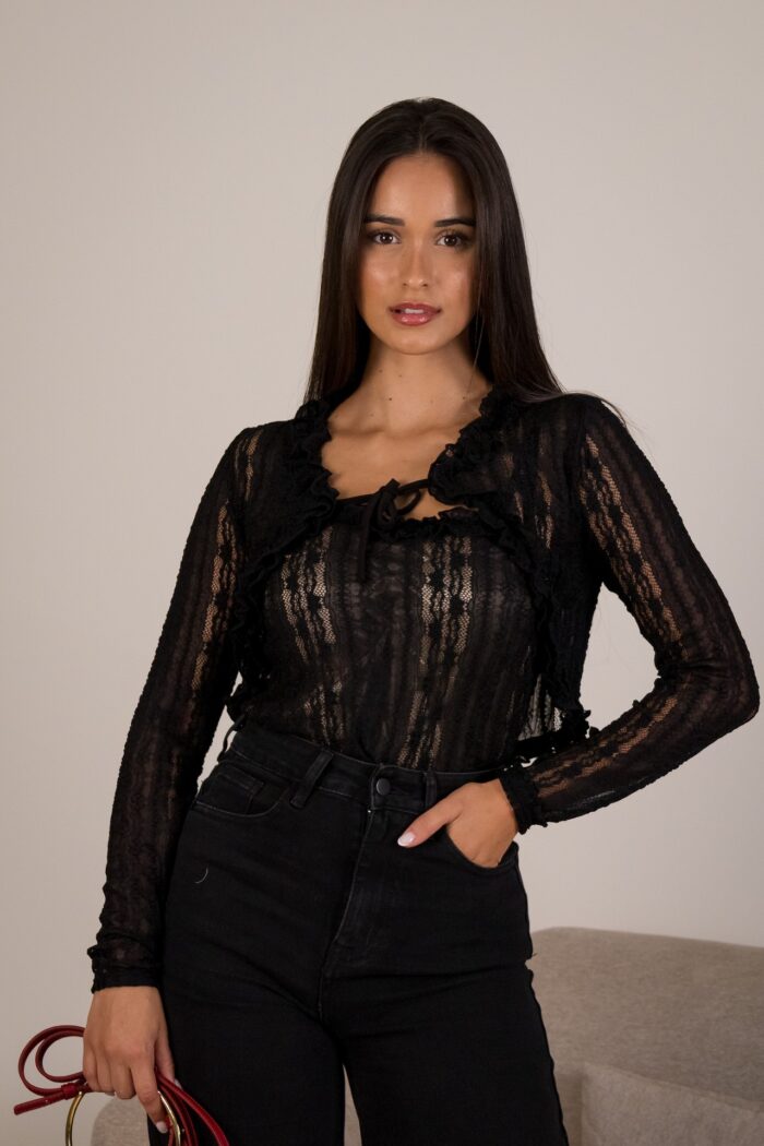 TOP RENDA PRETO COM CARDIGAN PONTO CHIC - Imagen 1