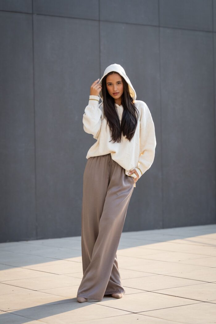 CALÇA TAUPE COM ELÁSTICO RUGA - Image 2
