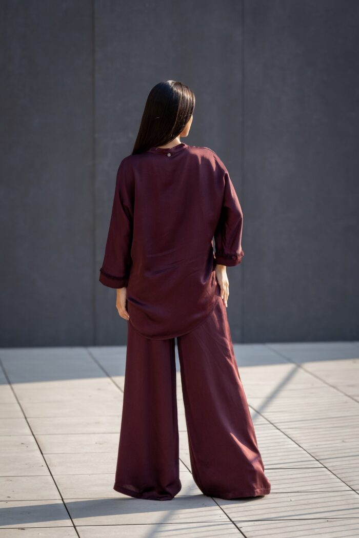 CALÇA BORGONHA COM ELÁSTICO RUGA - Image 5