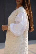 VESTIDO DE MALHA COM MANGA EM TECIDO RUGA - Image 3