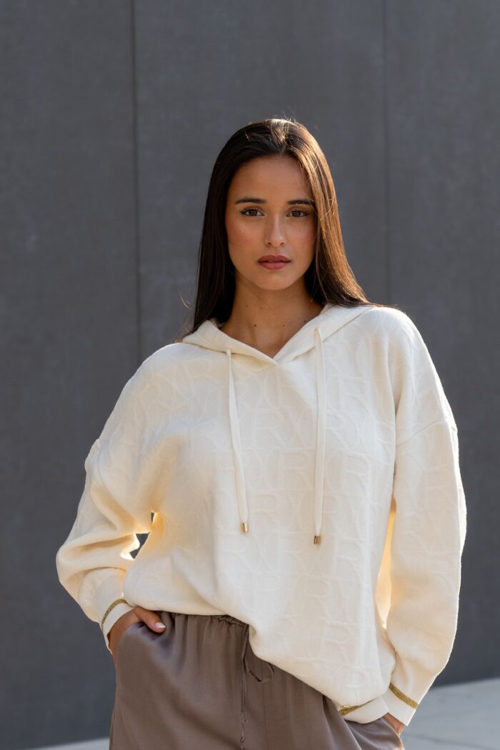 CAMISOLA DE CAPUZ CRU COM RELEVOS RUGA - Image 1