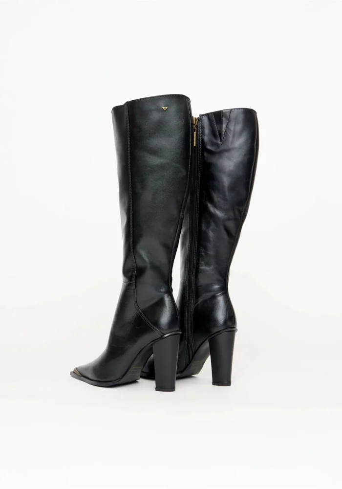 BOTA DE COURO CANO ALTO LANÇA PERFUME - Image 3