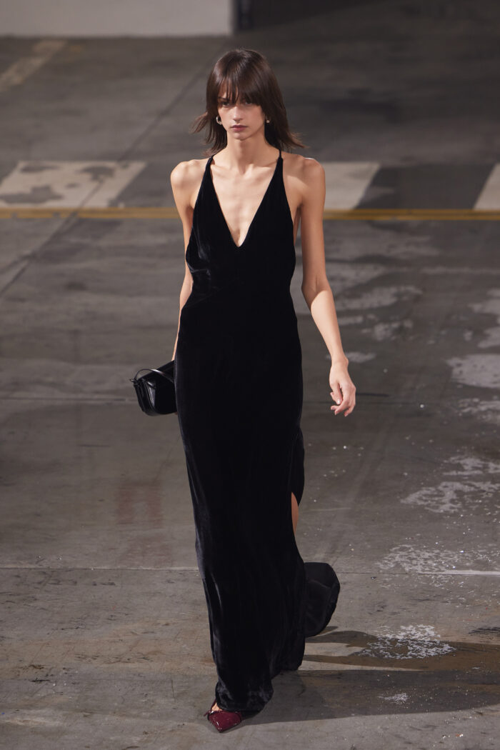 VESTIDO LONGO EM VELUDO ELEH - Image 1